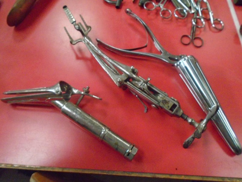 Four Bladed Speculum